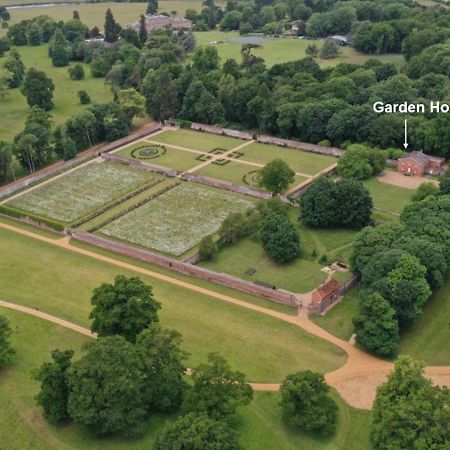 The Walled Garden At Woodhall Estate Hertford Zewnętrze zdjęcie